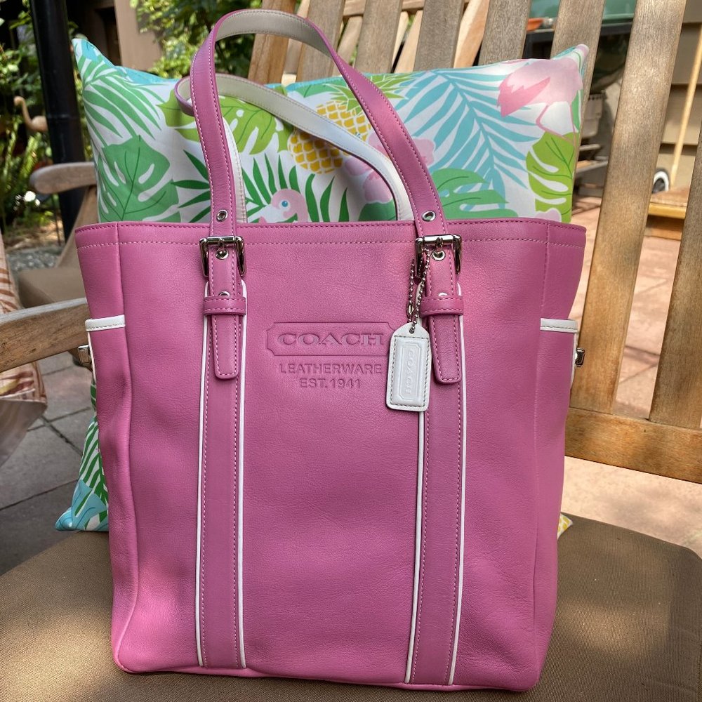 Coach Barbie Pink and White Med. Tote Satchel Purse Bag Fall SALE!